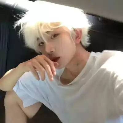 侯梦洁